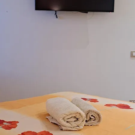 Casa Eleanora Apartment *