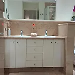 Casa Eleanora شقة