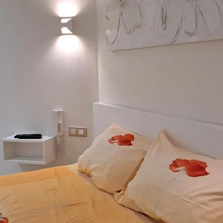 Casa Eleanora شقة بالم مار